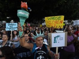 ICE Raids – Hundreds arrested as people stage protests in New York