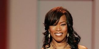 Angela Bassett, the Mother of T’ Challa Tells How She Raises Kids Outside of Wakanda. Find Out More: house chores image