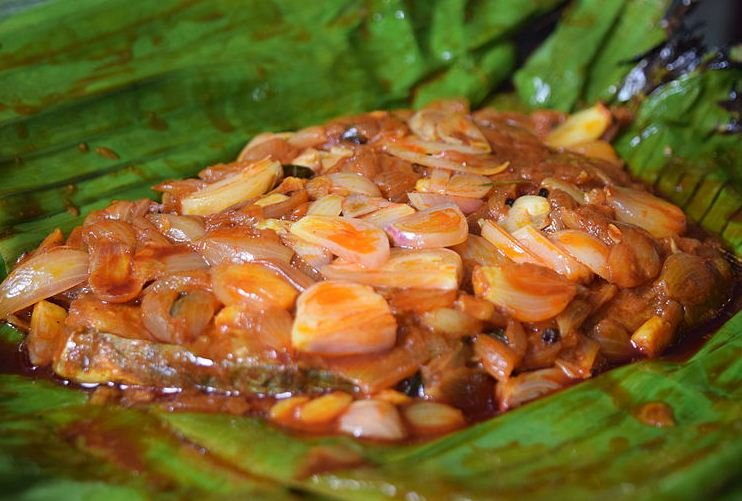 Liboke Ya Malangwa (Fish in Banana Leaf)