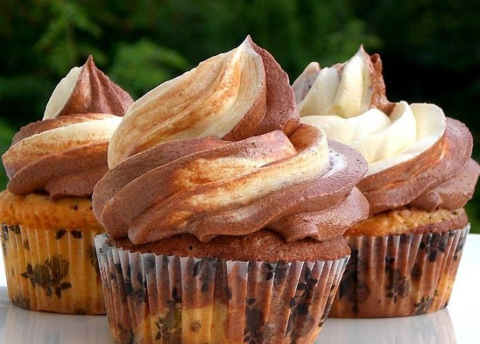 banana cupcakes