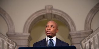 NYC Government Backs Ukrainian Immigrants